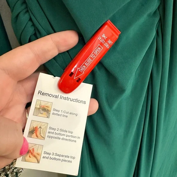 MAC DUGGAL BEADED CUFF DROP SHOULDER FAUX WRAP GOWN SIZE 0 EMERALD GREEN #12231 - Picture 13 of 14